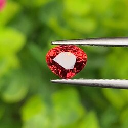 พลอย ทับทิม ซองเจีย (Songea Ruby Sapphire) 1.01 กะรัต (Cts.) พร้อมใบเซอร์ พลอยแท้ อัญมณีมงคลประจําวันเกิด เครื่องประดับพลอย