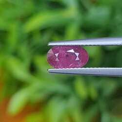 พลอย ทับทิม พม่า (Ruby Sapphire) 1.86 กะรัต (Cts.) พลอยแท้ อัญมณีมงคลประจําวันเกิด เครื่องประดับพลอย