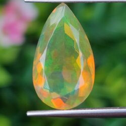 พลอย ฮันนี่ โอปอล Honey Opal 4.16 กะรัต (Cts.) พลอยแท้ อัญมณีมงคลประจําวันเกิด เครื่องประดับพลอย