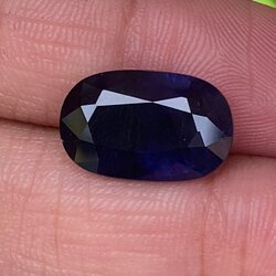 Reserved / ไพลิน (Blue Sapphire) 8.47 กะรัต (Cts.) พลอยแท้ อัญมณีมงคลประจําวันเกิด เครื่องประดับพลอย
