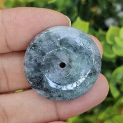 หยก พม่า แท้ Jade จี้โดนัทหยก (Bi-dise jadeite) พม่า (Myanmar) 60.20 กะรัต (Cts.)