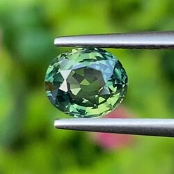 พลอย เขียวส่อง Green Sapphire 1.18 กะรัต (Cts.) เผาเก่า พลอยแท้ อัญมณีมงคลประจําวันเกิด เครื่องประดับพลอย