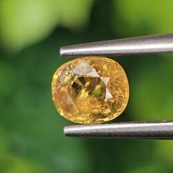 พลอย บุษราคัม yellow sapphire 0.86 กะรัต (Cts.) พลอยแท้ อัญมณีมงคลประจําวันเกิด เครื่องประดับพลอย