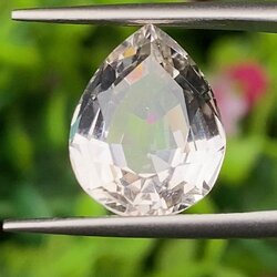 พลอย ไวท์ โทแพซ (White Topaz) 7.81 กะรัต (Cts.) พลอยแท้ อัญมณีมงคลประจําวันเกิด เครื่องประดับพลอย