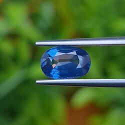 พลอย ไพลิน blue sapphire 2.00 กะรัต (Cts.) พลอยแท้ อัญมณีมงคลประจําวันเกิด เครื่องประดับพลอย