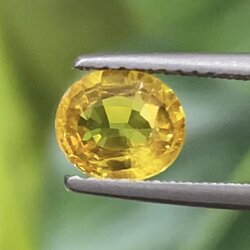 พลอย บุษราคัม yellow sapphire 1.26 กะรัต (Cts.) พลอยแท้ อัญมณีมงคลประจําวันเกิด เครื่องประดับพลอย