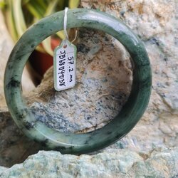 JB6804038 หยก พม่า แท้ Jade กำไลหยก 57.2 มม. (Jadeite bracelet) พม่า (Myanmar)
