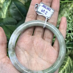 J05C003 หยก พม่า แท้ Jade กำไลหยก 60.2 มม (Jade bracelet) พม่า (Myanmar)