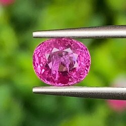 พลอย ชมพู พิ้ง แซฟไฟร์ Pink Sapphire ดิบ Unheated 1.38 กะรัต (Cts.) พลอยแท้ อัญมณีมงคลประจําวันเกิด เครื่องประดับพลอย