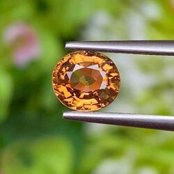 พลอย เพทาย (Zircon) 1.33 กะรัต (Cts.) พลอยแท้ อัญมณีมงคลประจําวันเกิด เครื่องประดับพลอย