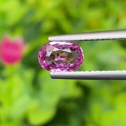 พลอย ชมพู พิ้ง แซฟไฟร์ Pink Sapphire ดิบ Unheated 1.07 กะรัต (Cts.) พลอยแท้ อัญมณีมงคลประจําวันเกิด เครื่องประดับพลอย