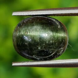 ตาแมว ทัวร์มาลีน Cat eye Tourmaline 4.59 กะรัต Cts. พลอยแท้ อัญมณีมงคลประจําวันเกิด เครื่องประดับพลอย