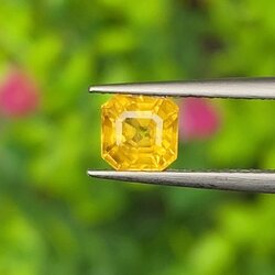 พลอย บุษราคัม Yellow Sapphire 0.99 กะรัต (Cts.) พลอยแท้ อัญมณีมงคลประจําวันเกิด เครื่องประดับพลอย