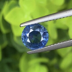 พลอย ไพลิน Blue Sapphire 1.50 กะรัต (Cts.) พลอยแท้ อัญมณีมงคลประจําวันเกิด เครื่องประดับพลอย