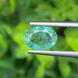 พลอย มรกต Natural Emerald แซมเบีย 1.11 กะรัต (Cts.) พลอยแท้ อัญมณีมงคลประจําวันเกิด เครื่องประดับพลอย