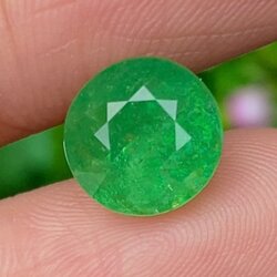 พลอย ซาโวไรท์ Tsavorite Garnet 5.59 กะรัต (Cts.) ดิบ Unheated พลอยแท้ อัญมณีมงคลประจําวันเกิด เครื่องประดับพลอย