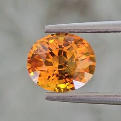 พลอย บุษราคัม yellow sapphire 2.14 กะรัต (Cts.) พลอยแท้ อัญมณีมงคลประจําวันเกิด เครื่องประดับพลอย