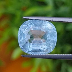 พลอย อความารีน Aquamarine 12.21 กะรัต (Cts.) พร้อมใบเซอร์ พลอยแท้ อัญมณีมงคลประจําวันเกิด เครื่องประดับพลอย