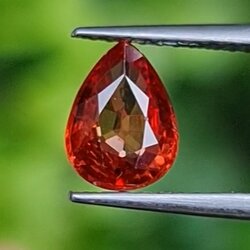 พลอย ชมพู ส้ม Pink Orange Sapphire 1.01 กะรัต (Cts.) พลอยแท้ อัญมณีมงคลประจําวันเกิด เครื่องประดับพลอย