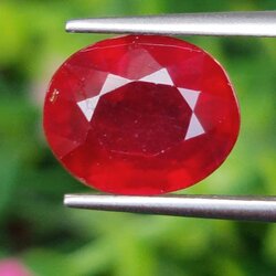 พลอย ทับทิม Ruby sapphire 7.81 กะรัต (Cts.) VS พลอยแท้ อัญมณีมงคลประจําวันเกิด เครื่องประดับพลอย