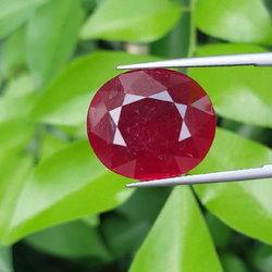พลอย ทับทิม Ruby sapphire 20.25 กะรัต (Cts.) พลอยแท้ อัญมณีมงคลประจําวันเกิด เครื่องประดับพลอย