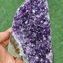 ก้อน ผลึก อเมทิส จีโอด Amethyst Geode 476 กรัม (grams.) พลอยแท้ อัญมณีมงคลประจําวันเกิด เครื่องประดับพลอย