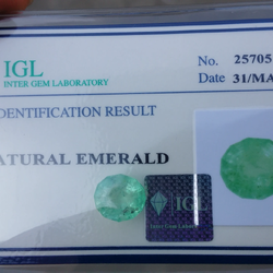 พลอย มรกต โคลัมเบีย Colombian Emerald 4.509 กะรัต (Cts.) พร้อมใบเซอร์ พลอยแท้ อัญมณีมงคลประจําวันเกิด เครื่องประดับพลอย