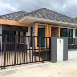 บ้านชั้นเดียวสไตล์เรียบหรู ขนาดปานกลาง ตกแต่งได้อย่างดูดีแบบมีระดับ