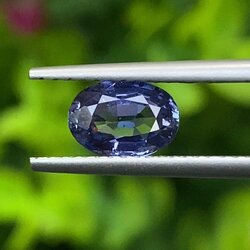 พลอย ไพลิน Blue Sapphire 1.08 กะรัต (Cts.) พร้อมใบเซอร์ พลอยแท้ อัญมณีมงคลประจําวันเกิด เครื่องประดับพลอย