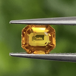พลอย บุษราคัม Yellow Sapphire 1.01 กะรัต (Cts.) พลอยแท้ อัญมณีมงคลประจําวันเกิด เครื่องประดับพลอย