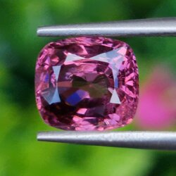 พลอย สปิเนล พม่า Burmese Spinel 2.54 กะรัต (Cts.) ดิบ Unheated พลอยแท้ อัญมณีมงคลประจําวันเกิด เครื่องประดับพลอย
