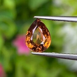 พลอย เพทาย (Zircon) 1.30 กะรัต (Cts.) พลอยแท้ อัญมณีมงคลประจําวันเกิด เครื่องประดับพลอย