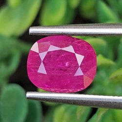 พลอย ชมพู พิ้ง แซฟไฟร์ Pink Sapphire 2.22 กะรัต (Cts.) พลอยแท้ อัญมณีมงคลประจําวันเกิด เครื่องประดับพลอย