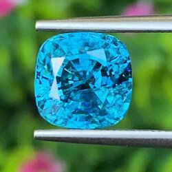 พลอย เพทาย Natural Zircon 6.50 กะรัต (Cts.) พลอยแท้อัญมณีมงคล ประจําวันเกิด เครื่องประดับพลอย