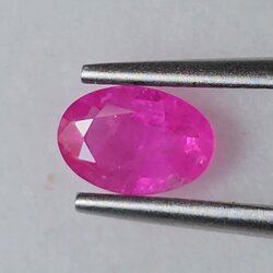 พลอย ชมพู พิ้ง แซฟไฟร์ Pink Sapphire 0.72 กะรัต (Cts.) พลอยแท้ อัญมณีมงคลประจําวันเกิด เครื่องประดับพลอย