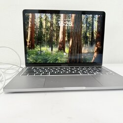 Apple Macbook Pro 13" 2022(M2/8GB/M.2 256GB)+Adapter