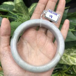 J05C0109 หยก พม่า แท้ Jade กำไลหยก 58 มม. (Jade bracelet) พม่า (Myanmar)