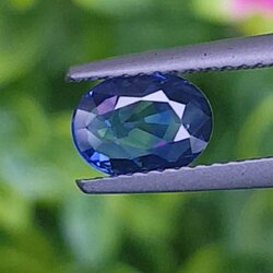 พลอย ไพลิน Blue Sapphire 1.13 กะรัต (Cts.) พร้อมใบเซอร์ พลอยแท้ อัญมณีมงคลประจําวันเกิด เครื่องประดับพลอย