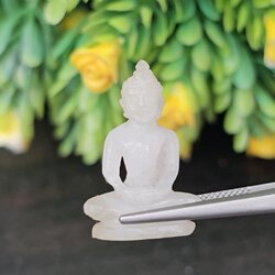 หยก แกะสลัก รูป พระ (Burmese jadeite) 16.88 กะรัต (cts.) หยก พม่า แท้