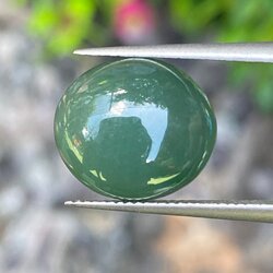 หยกพม่าเจียรนัย (Burmese jade ) 6.82 กะรัต หยกแท้ อัญมณีมงคลประจําวันเกิด เครื่องประดับหยก