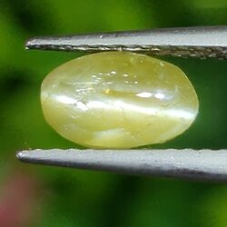 พลอย ตาแมว คริโซเบริล Cat eye Chrysoberyl 1.54 กะรัต (Cts.) พลอยแท้ อัญมณีมงคลประจําวันเกิด เครื่องประดับพลอย