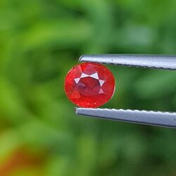 พลอย ทับทิม ซองเจีย Songea Ruby Sapphire 1.03 กะรัต (Cts.) พลอยแท้ อัญมณีมงคลประจําวันเกิด เครื่องประดับพลอย