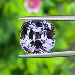 พลอย สปิเนล พม่า Spinel Myanmar 5.33 กะรัต (Cts.) ดิบ Unheated พลอยแท้ อัญมณีมงคลประจําวันเกิด เครื่องประดับพลอย