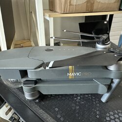 Drone DJI Mavic Pro + อุปกรณ์ควบคุม