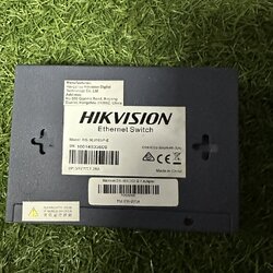 Switch Hikvision DS-3E0105P-E 4 Port Fast Ethernet Unmanaged POE Switch