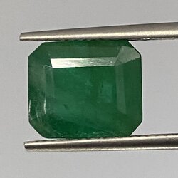 พลอย มรกต Natural Emerald แซมเบีย 4.59 กะรัต (Cts.) พร้อมใบเซอร์ พลอยแท้ อัญมณีมงคลประจําวันเกิด เครื่องประดับพลอย