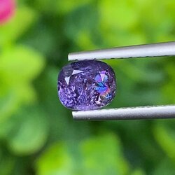 พลอย เพอเพิล แซฟไฟร์ สีม่วง Purple Sapphire ดิบ Unheated 1.15 กะรัต (Cts.) พลอยแท้ อัญมณีมงคลประจําวันเกิด เครื่องประดับพลอย