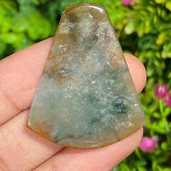 หยกพม่าเจียรนัย (Burmese jade ) 30.91 กะรัต หยกพม่า (jadeite)