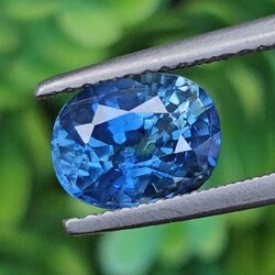 พลอย ไพลิน (Blue Sapphire) 2.22 กะรัต (Cts.) พลอยแท้ อัญมณีมงคลประจําวันเกิด เครื่องประดับพลอย