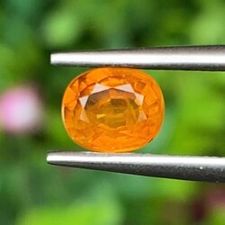 พลอย บุษราคัม yellow sapphire 1.11 กะรัต (Cts.) พลอยแท้ อัญมณีมงคลประจําวันเกิด เครื่องประดับพลอย